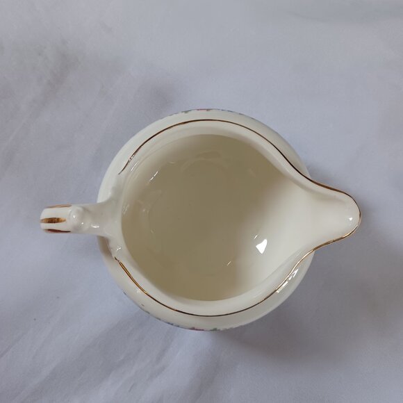 Homer Laughlin Cunningham Pickett Nautilus Footed Creamer Needlepoint Gold Rim - Picture 2 of 7